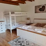 Chaty a apartmány Kúria na Táľoch, Tále - Chopok JUH * Tale