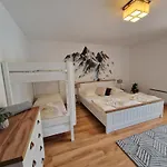 Chaty a apartmány Kúria na Táľoch, Tále - Chopok JUH Rezort *