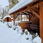 Chaty a apartmány Kúria na Táľoch, Tále - Chopok JUH *