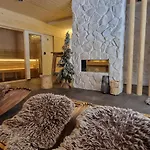 Üdülőközpont Kúria na Táloch - Penzión&Apartmány