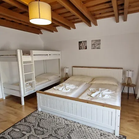 A Kuria Na Taloch, - Chopok Juh منتجع تالي