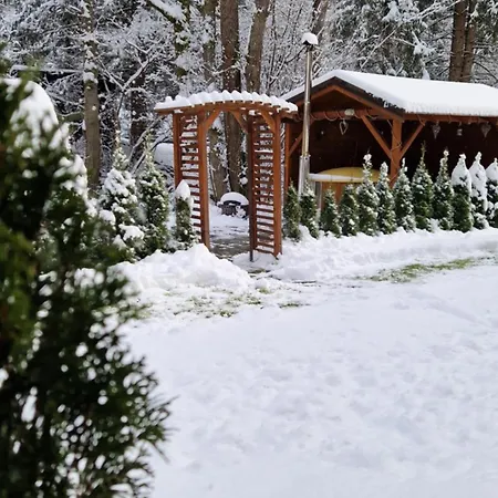 A Kuria Na Taloch, - Chopok Juh تالي